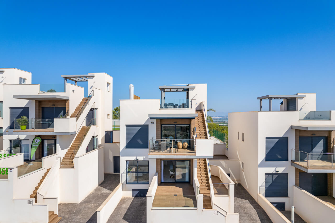 Apartment in Alicante - view 1