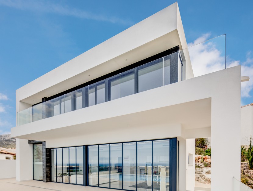 Villa in Alicante - view 1
