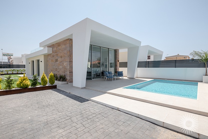 Villa in Torrevieja - view 1