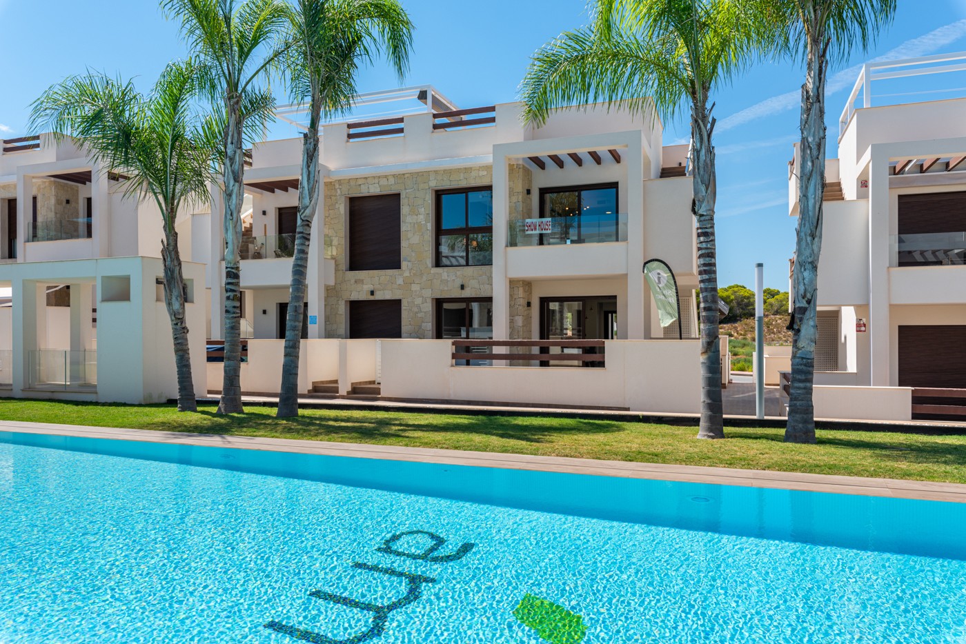 Apartment in Alicante - view 1