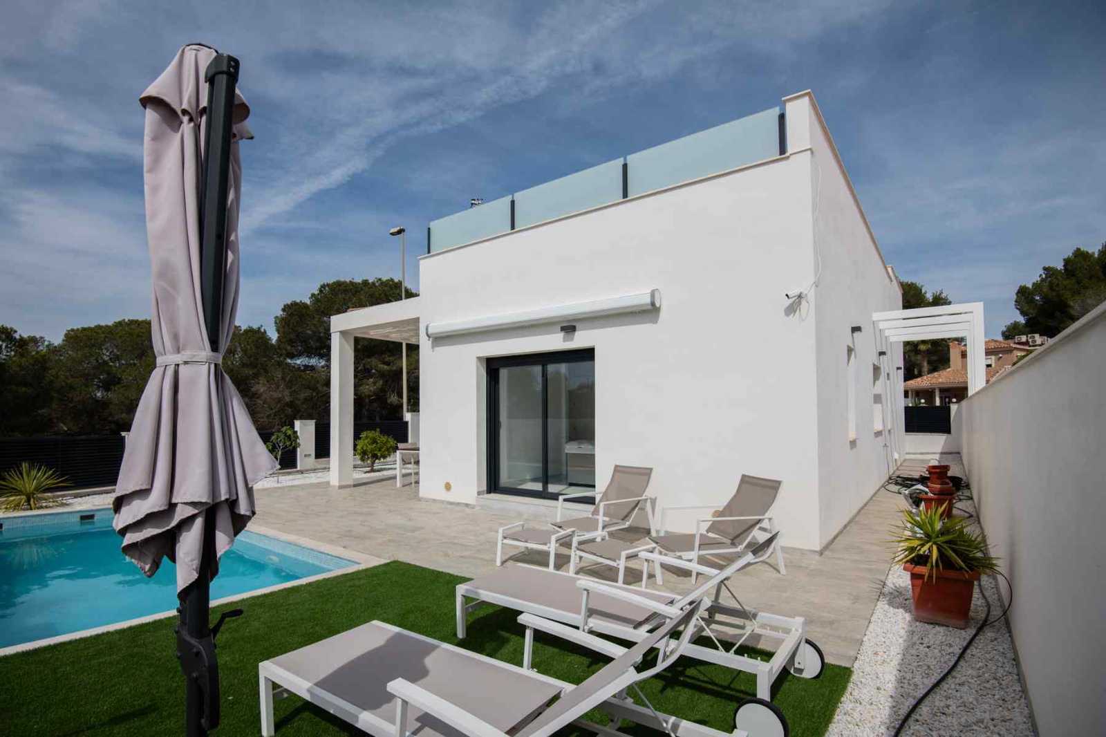 Villa in El Pinar de Campoverde - view 1