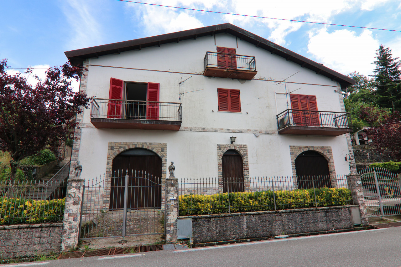 Apartment in Pieve - view 1