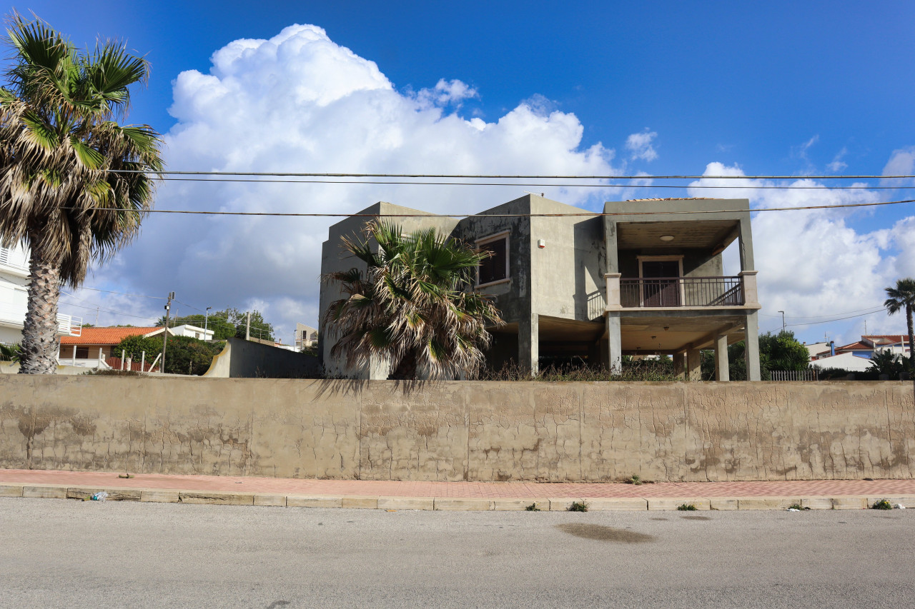Villa in Scoglitti - view 1