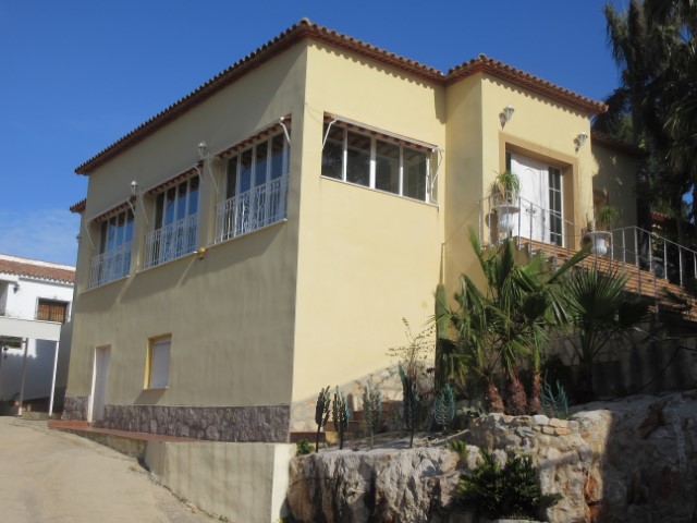 Villa in Gandia - view 1
