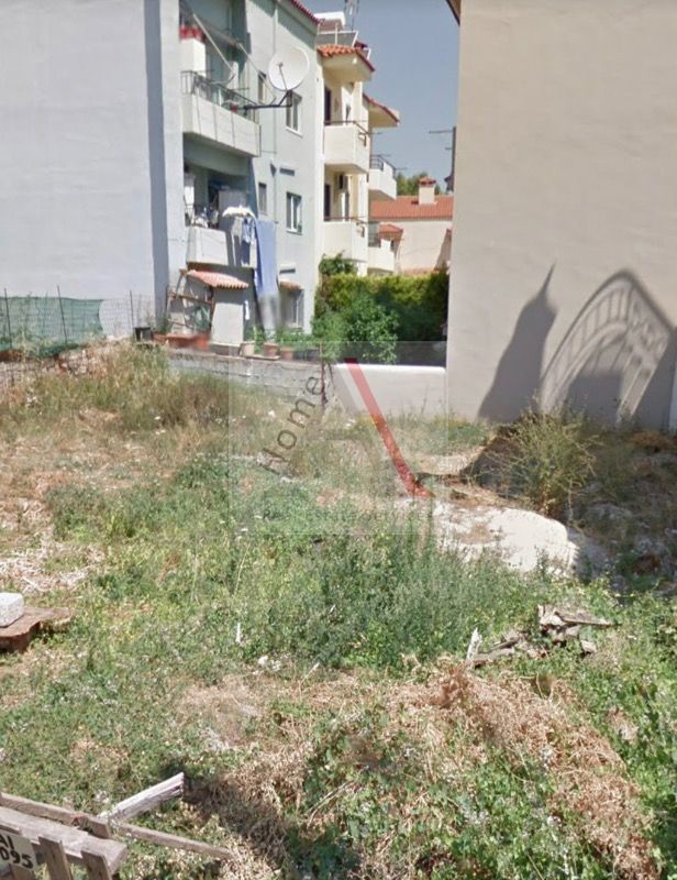 House in Glyka Nera - view 1