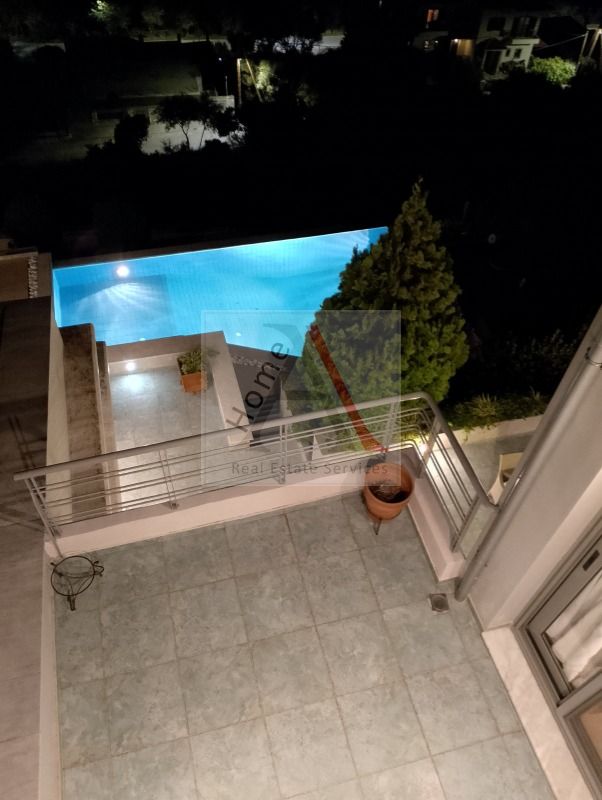 Villa in Volos - view 1