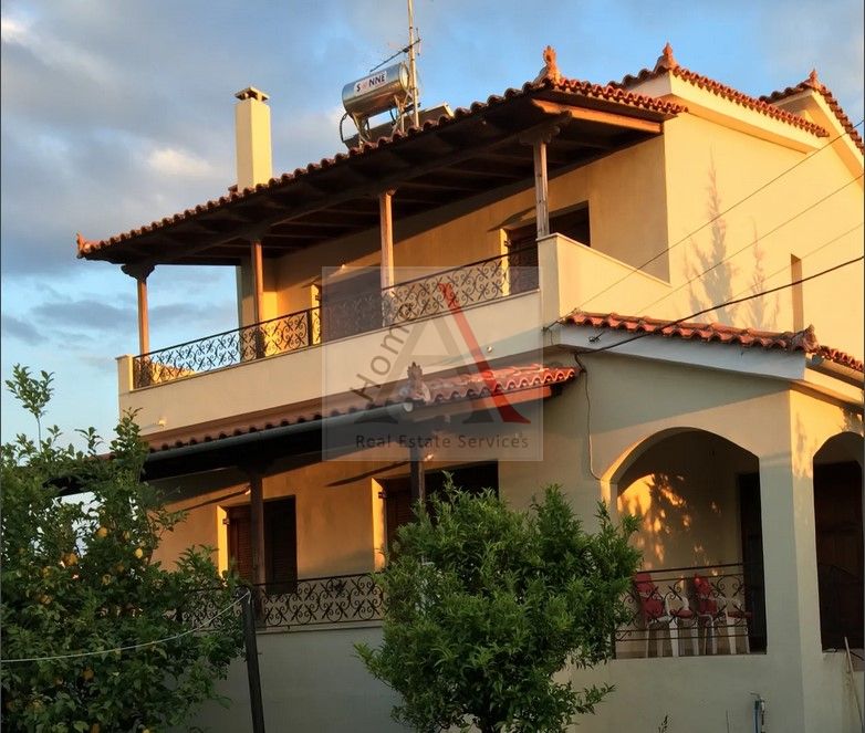 Villa in Xylokastro - view 1