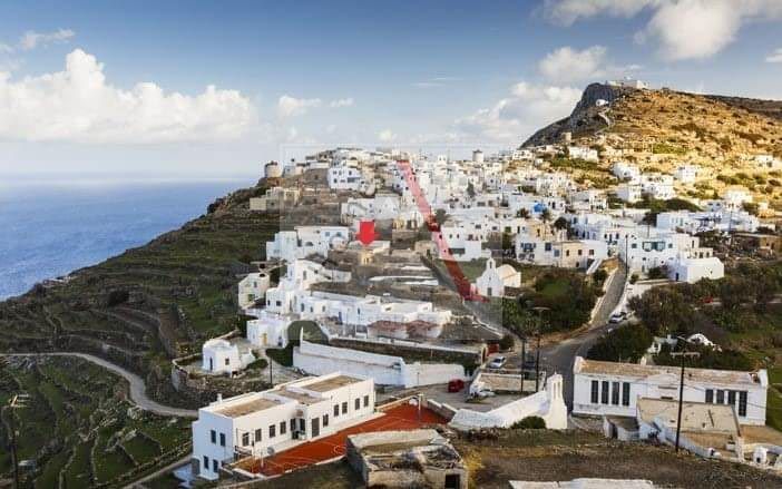 House in Sikinos - view 1