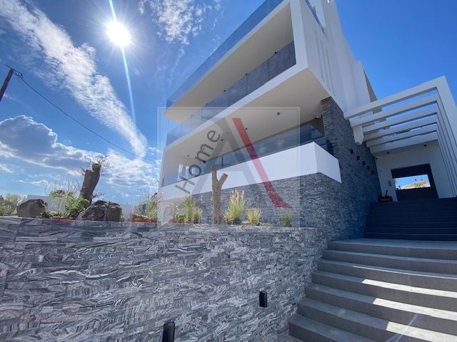 House in Rhodes - view 1