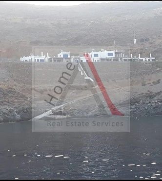 House in Kythnos - view 1