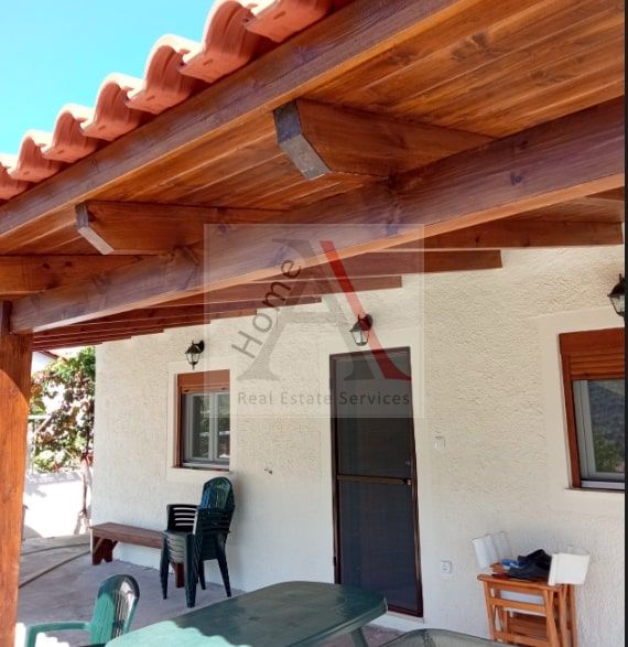 House in Loutraki-Perachora - view 1