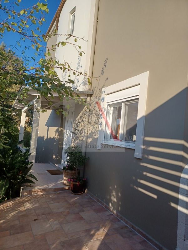House in Rhodes - view 1