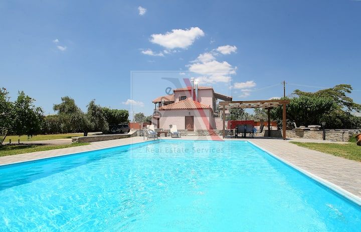 Villa in Euboea - view 1