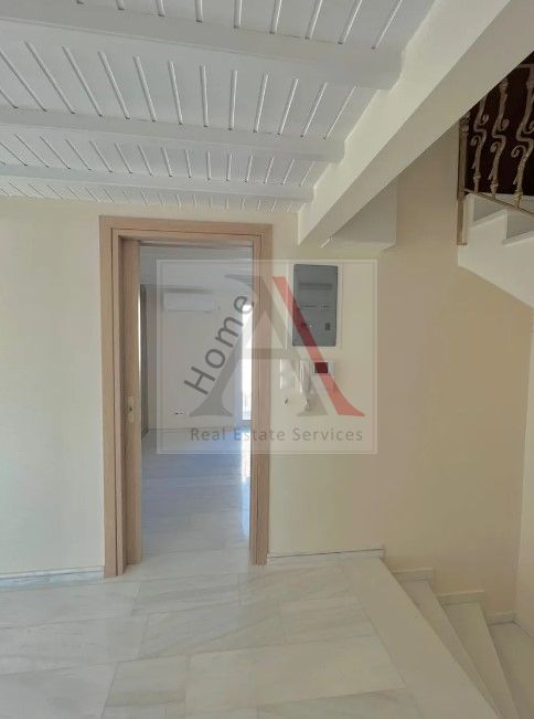 Apartment in Athens - view 1