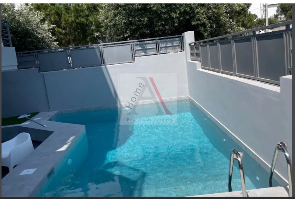 House in Glyfada - view 1