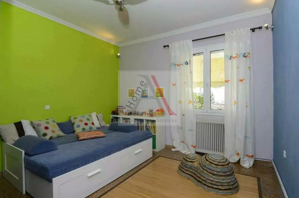 Apartment in Athens - view 1