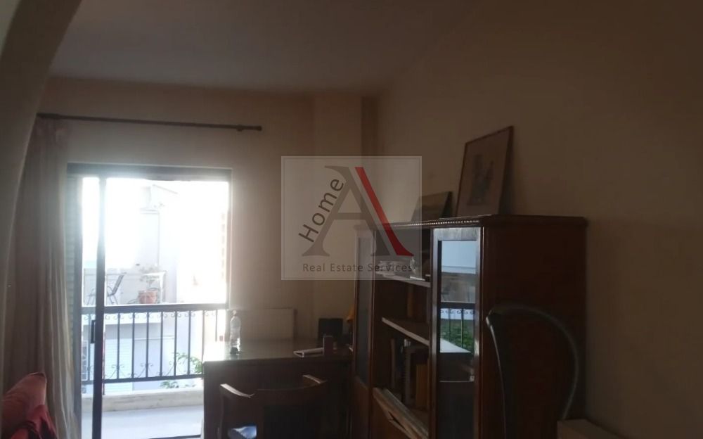 Apartment in Athens - view 1
