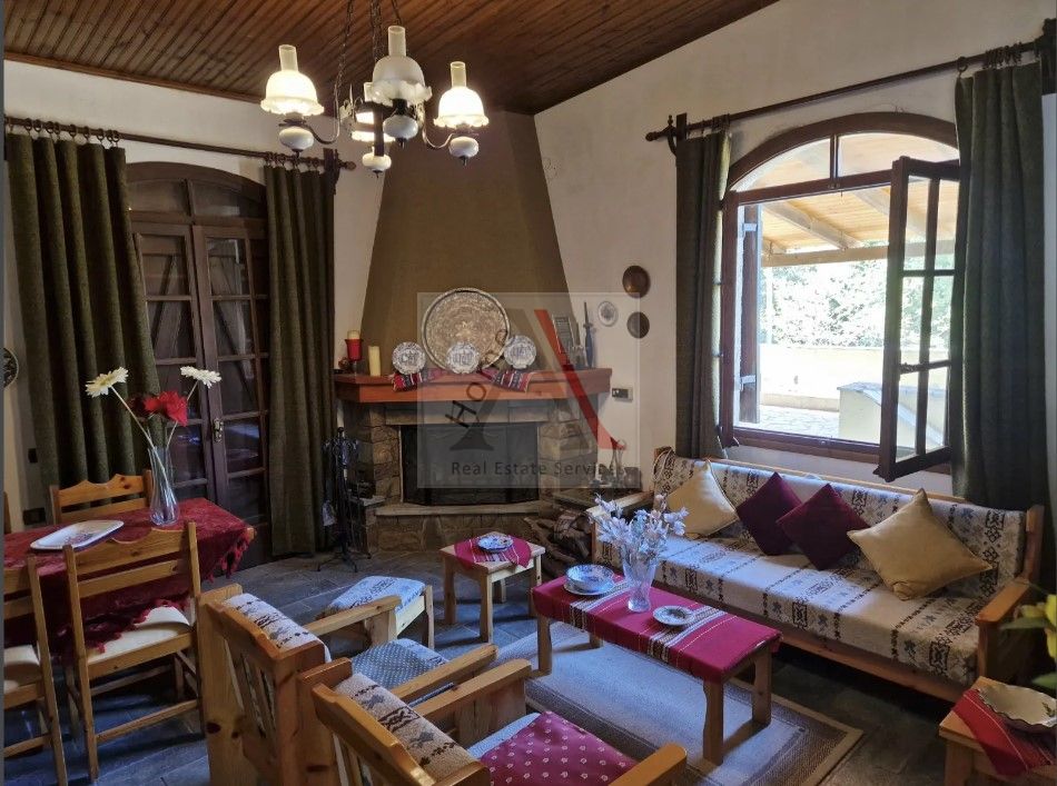 House in Arachova - view 1