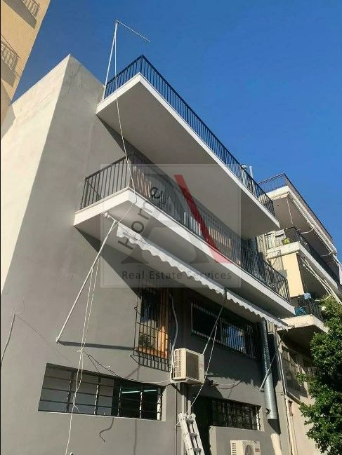 House in Agios Dimitrios - view 1