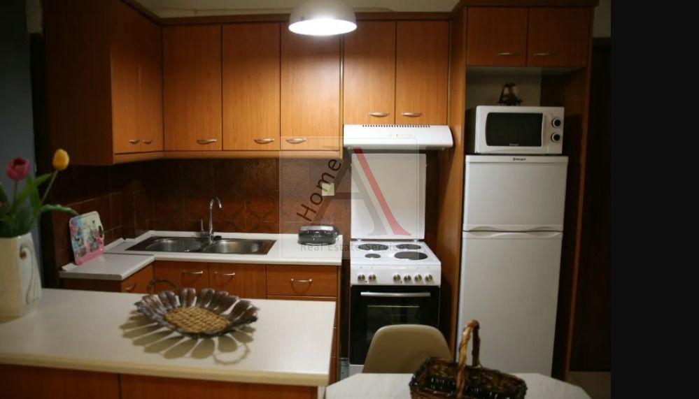 Apartment in Zografou - view 1
