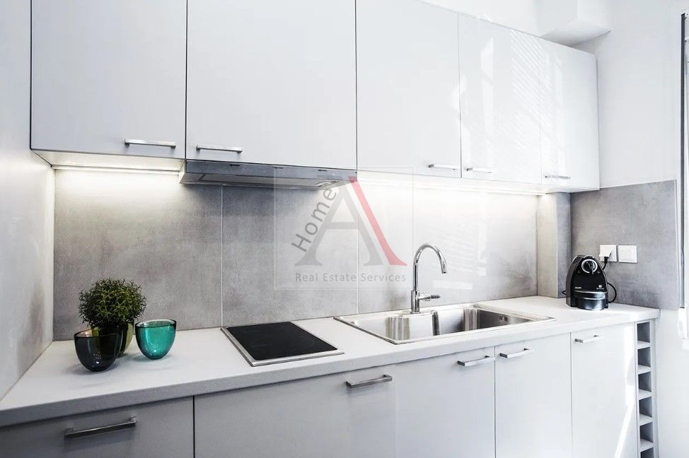 Apartment in Central Athens - view 1