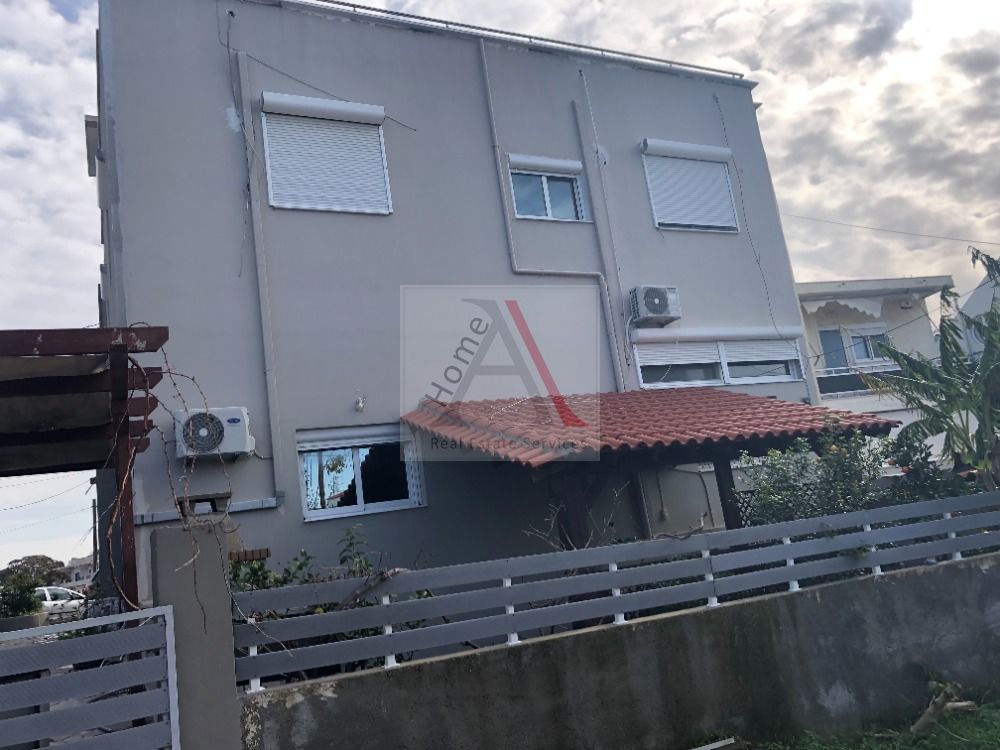 House in Rhodes - view 1