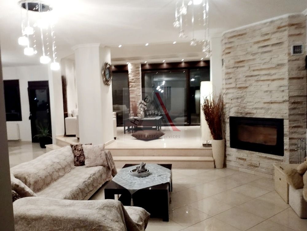 House in Mikri Volvi - view 1