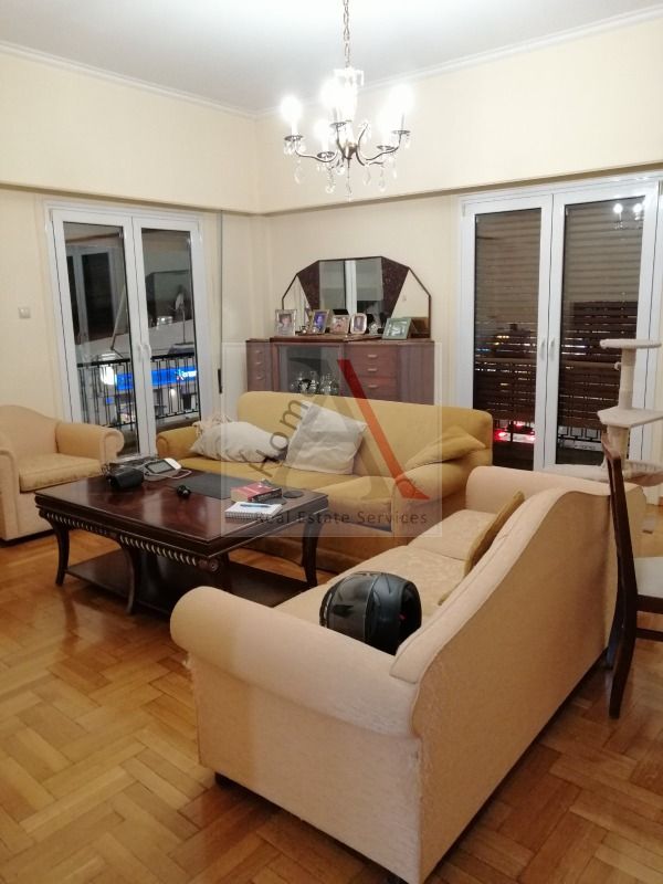 House in Central Athens - view 1