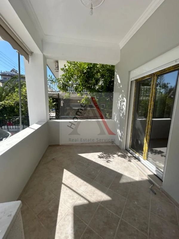 Apartment in Glyfada - view 1