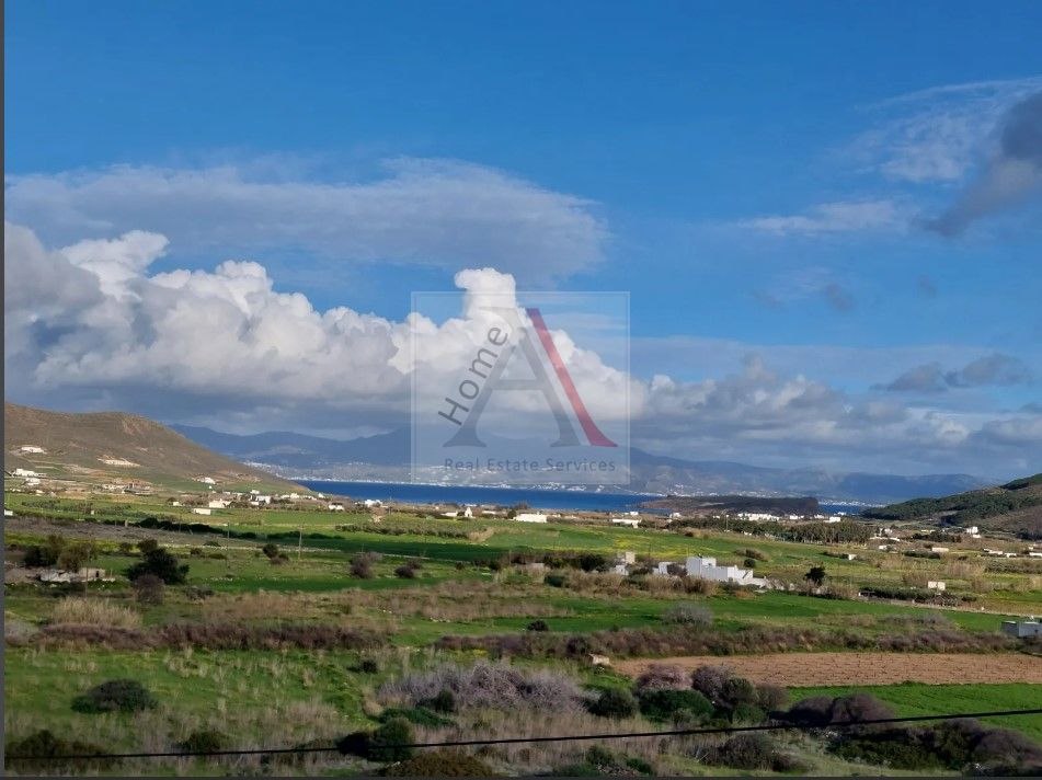 House in Paros - view 1