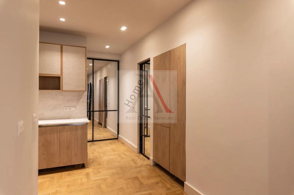 Apartment in Central Athens - view 1