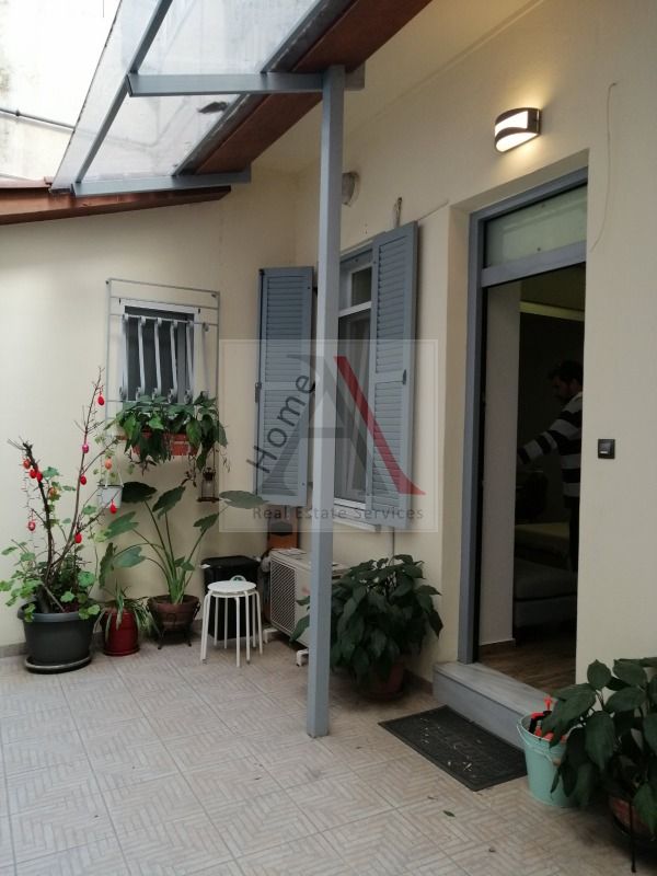 House in Athens - view 1