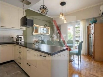 Apartment in Zografou - view 1