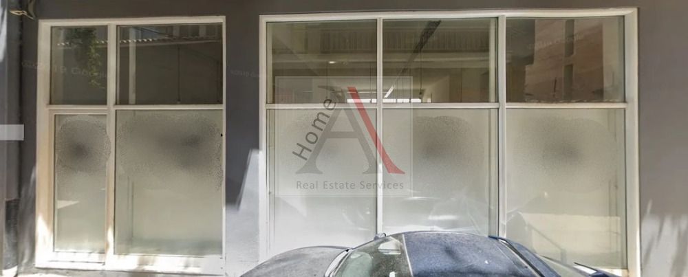 House in Central Athens - view 1