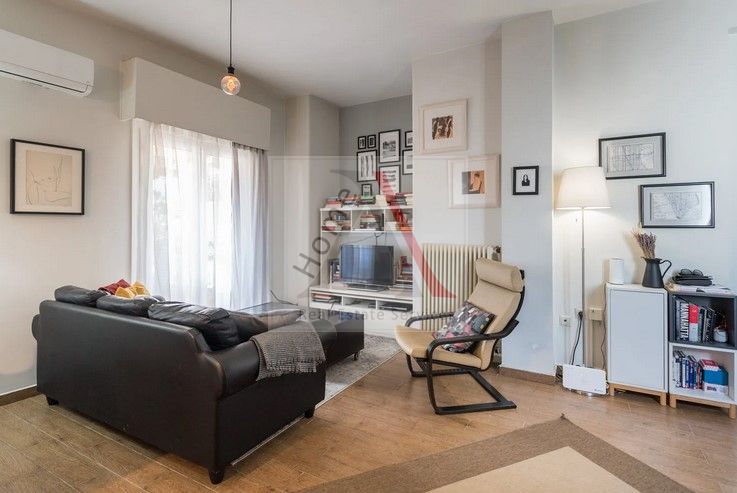 Apartment in Athens - view 1
