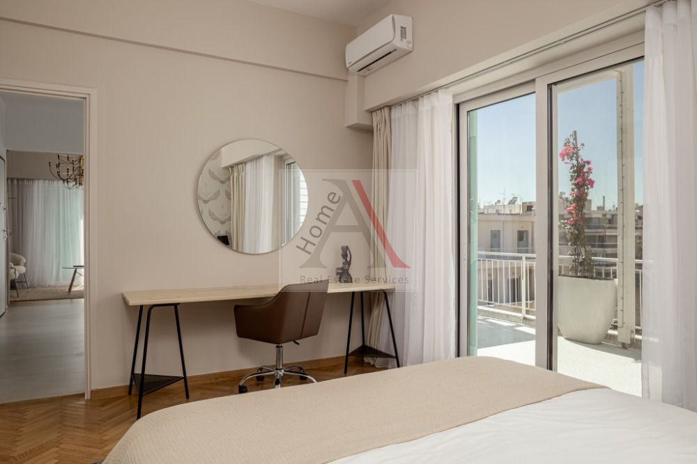 Apartment in Athens - view 1