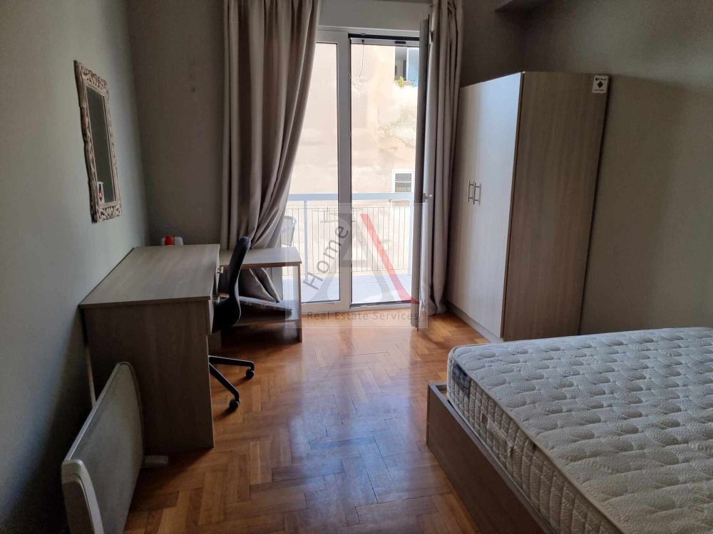 Apartment in Athens - view 1