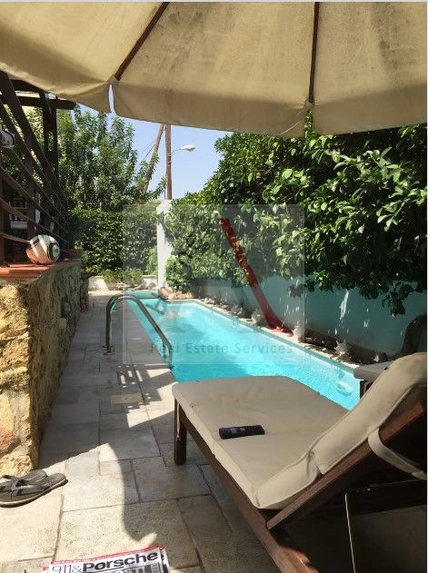 Villa in Chalandri - view 1