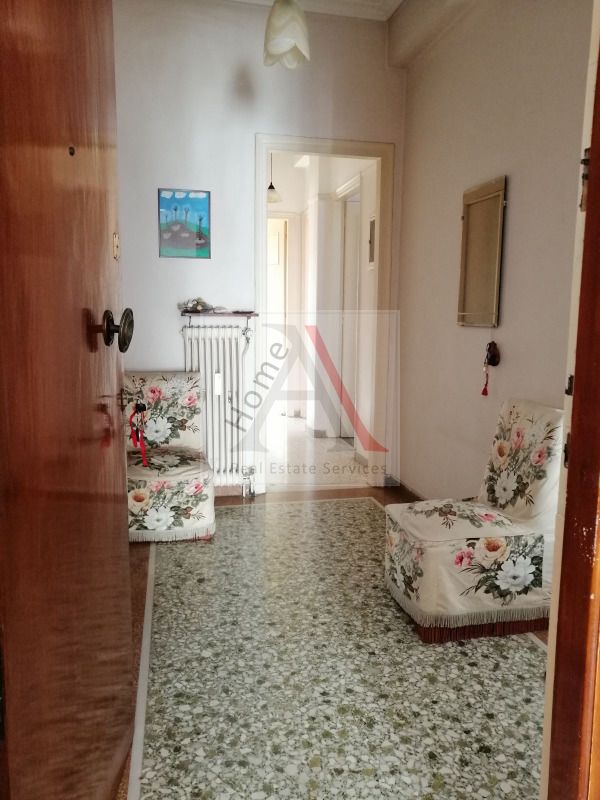 Apartment in Athens - view 1