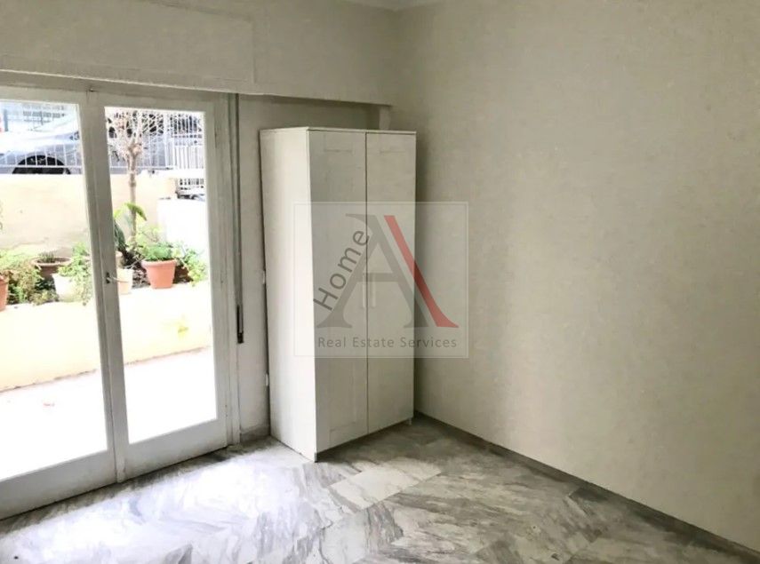 Apartment in Athens - view 1