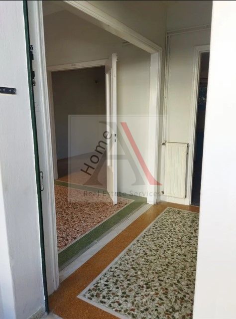 Apartment in Athens - view 1