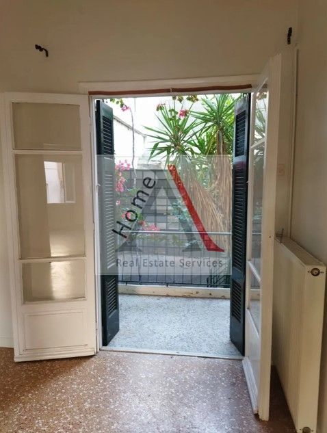 Apartment in Athens - view 1