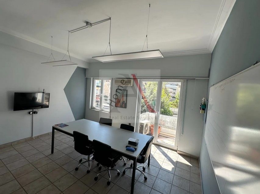 Apartment in Athens - view 1