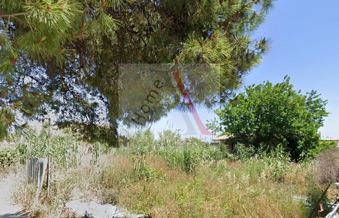 Land in Athens - view 1