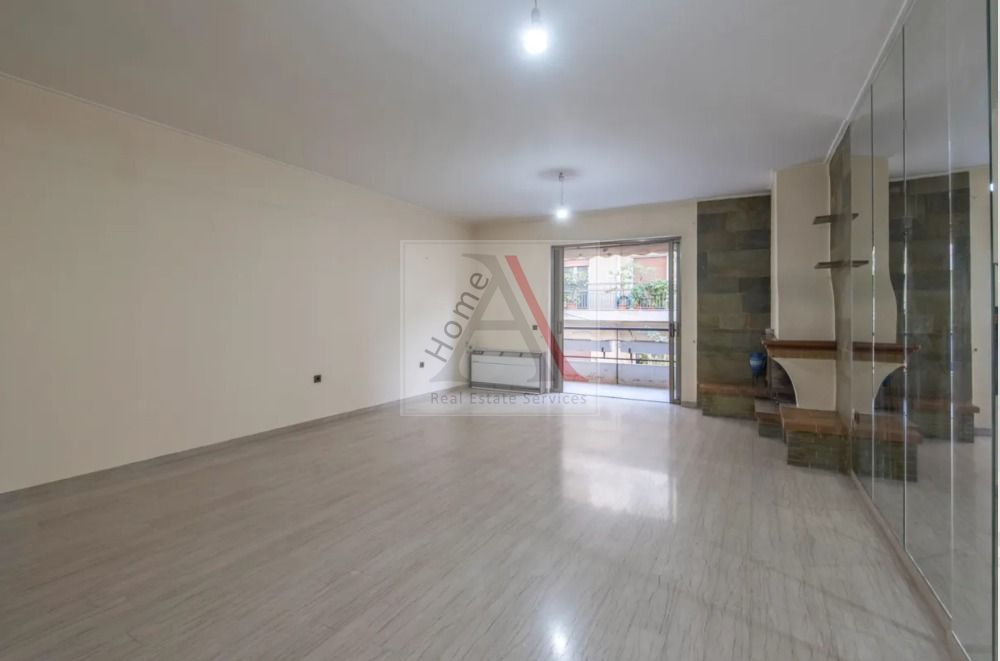 Apartment in Athens - view 1