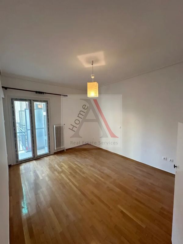 Apartment in Central Athens - view 1