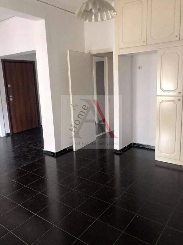 Apartment in Kallithea - view 1