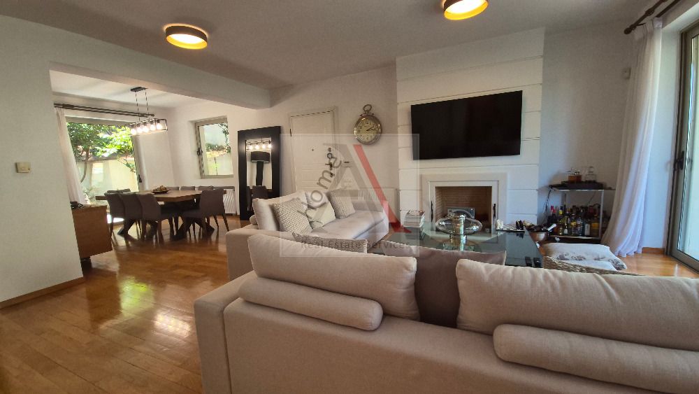 House in Athens - view 1