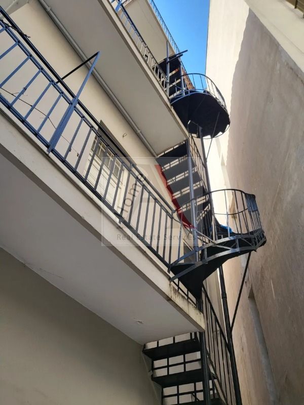 House in Central Athens - view 1