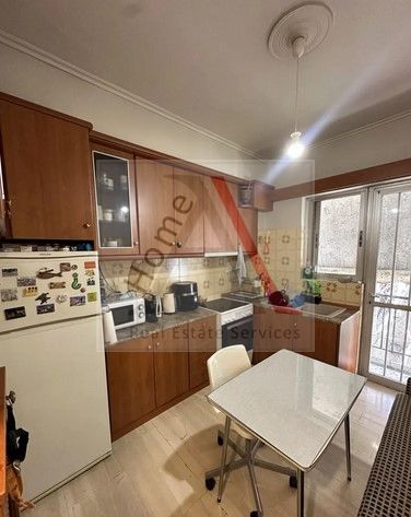 Apartment in Central Athens - view 1